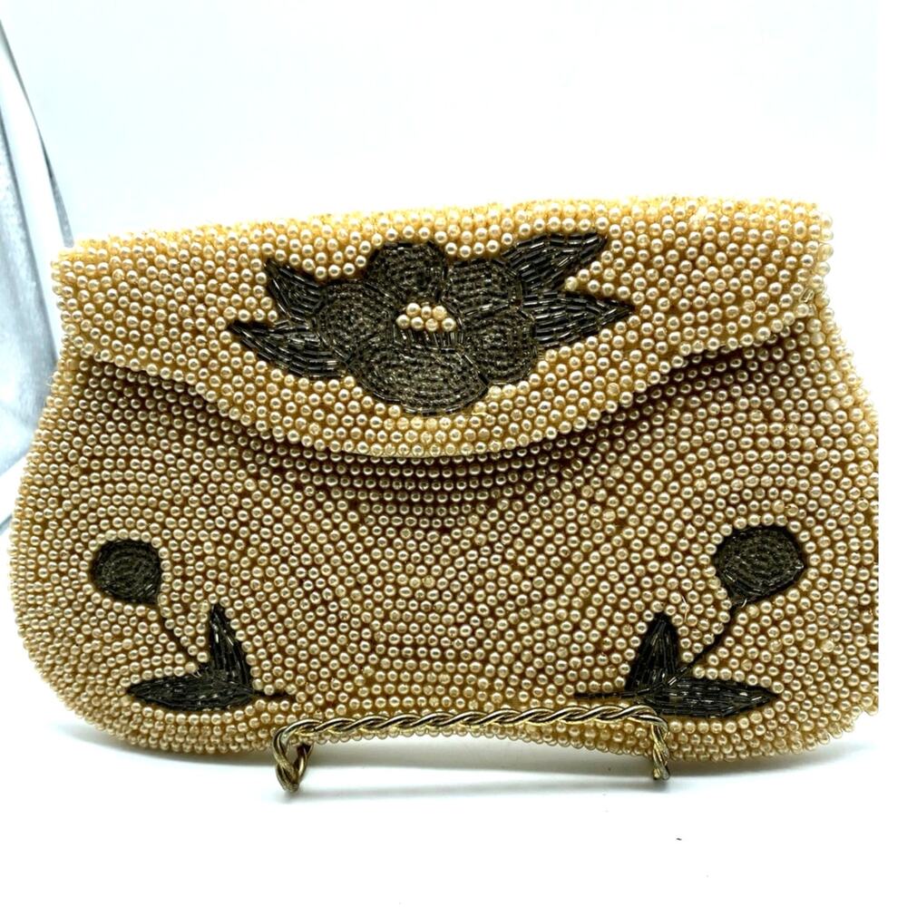 Hato Hasi Beaded Clutch Cream Colored Pearls Floral Purse Japan Vintage Art